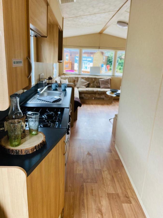 Grange 37 Regent Bay Holiday Park 莫克姆 外观 照片