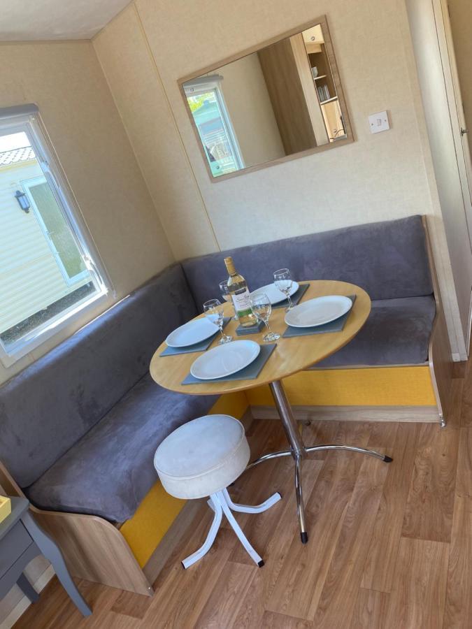 Grange 37 Regent Bay Holiday Park 莫克姆 外观 照片