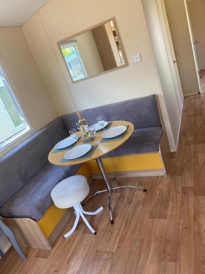 Grange 37 Regent Bay Holiday Park 莫克姆 外观 照片